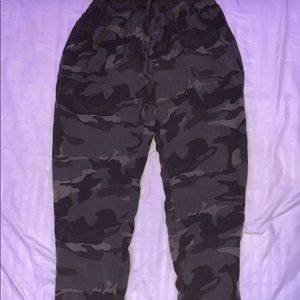 Camo pants